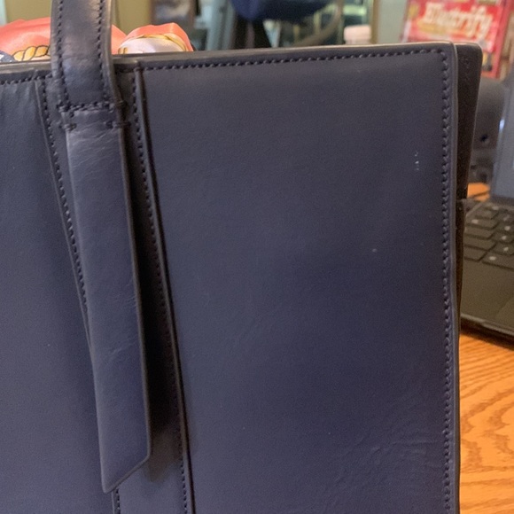 Cole Hann purse - Picture 12 of 14